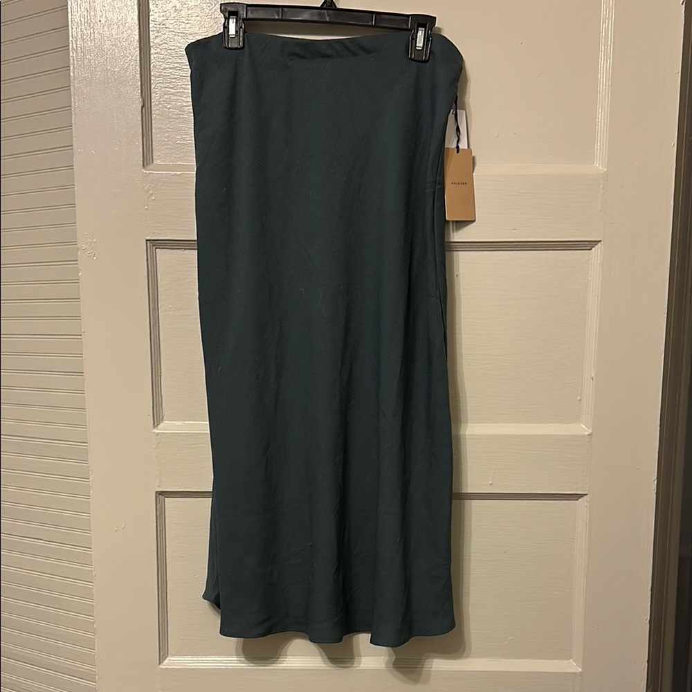 Elegant Teal Maxi Skirt